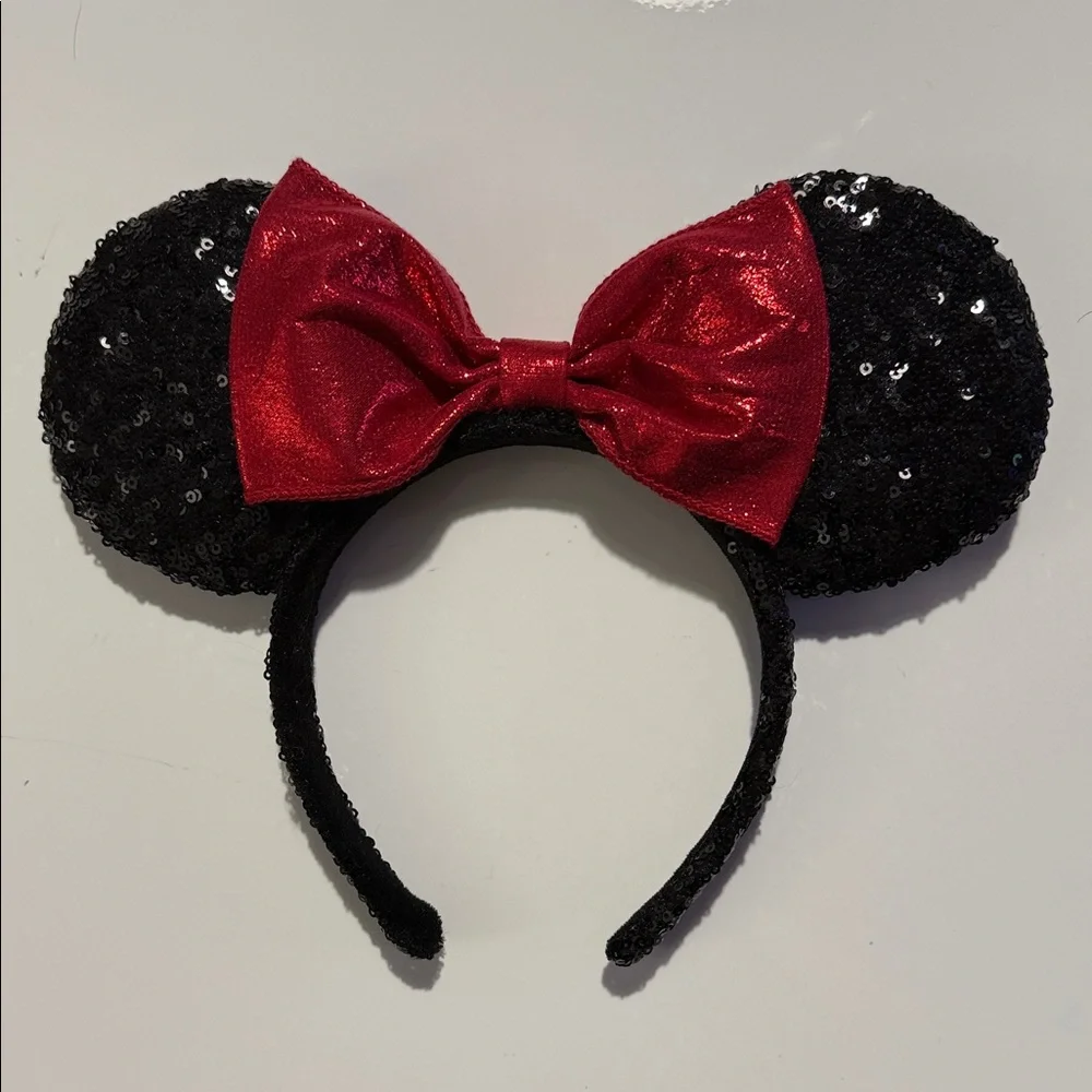 Disney Parks Minnie Mouse Classic Red Bow Black Ears Sequin Headband